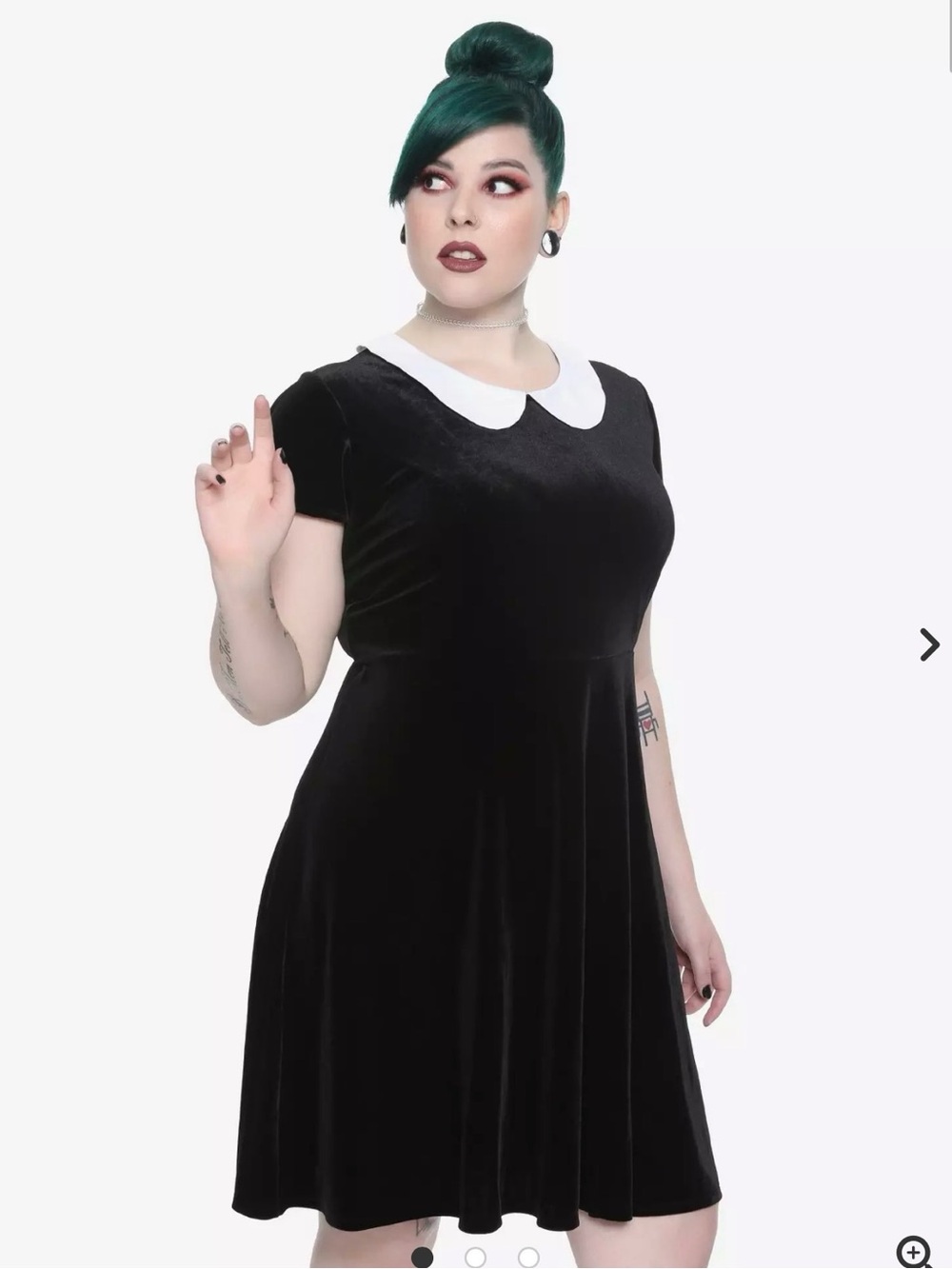 Hot Topic Black & White velvet Dress Plus size 3
